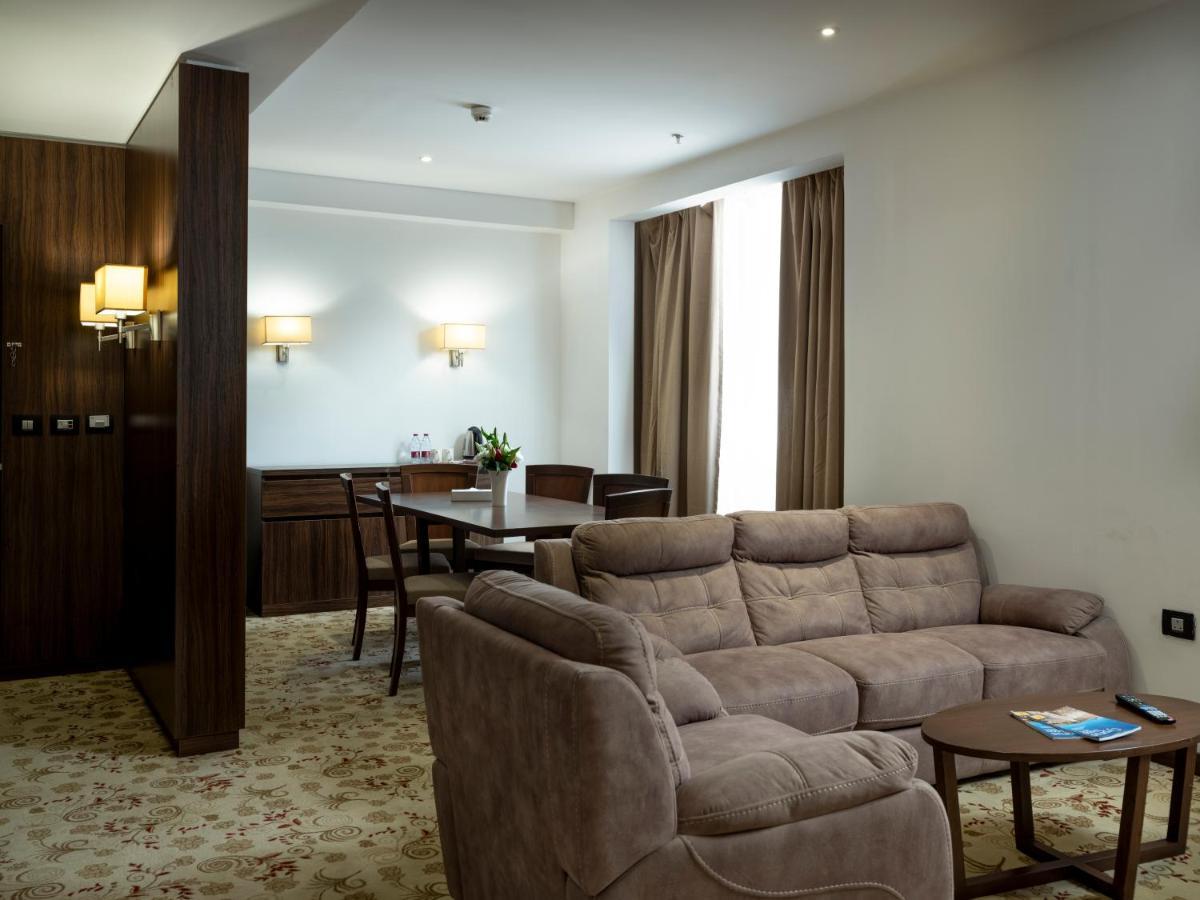 Retaj Inn Эль-Вакра Экстерьер фото