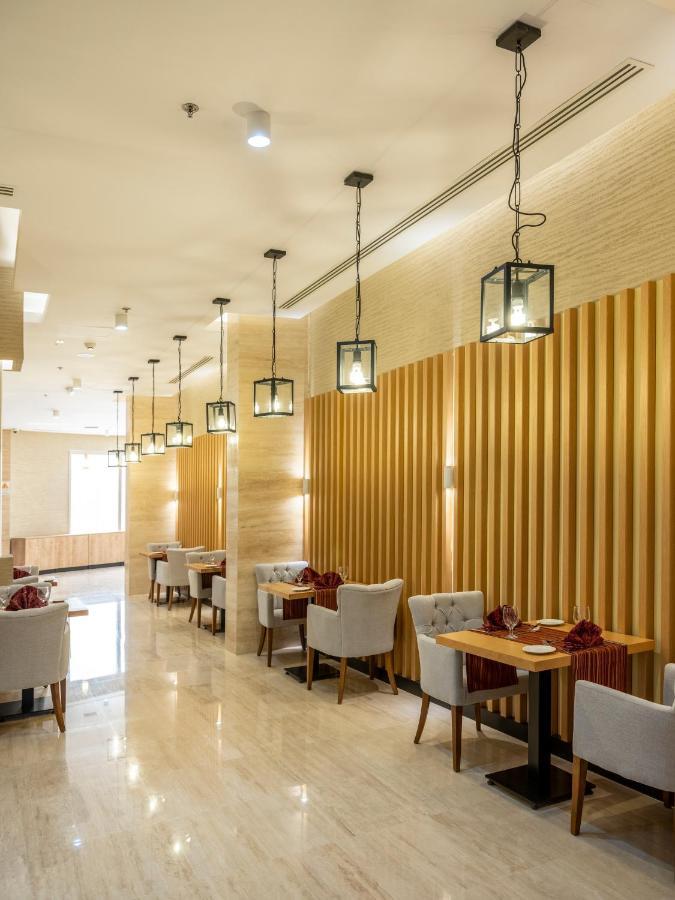 Retaj Inn Эль-Вакра Экстерьер фото